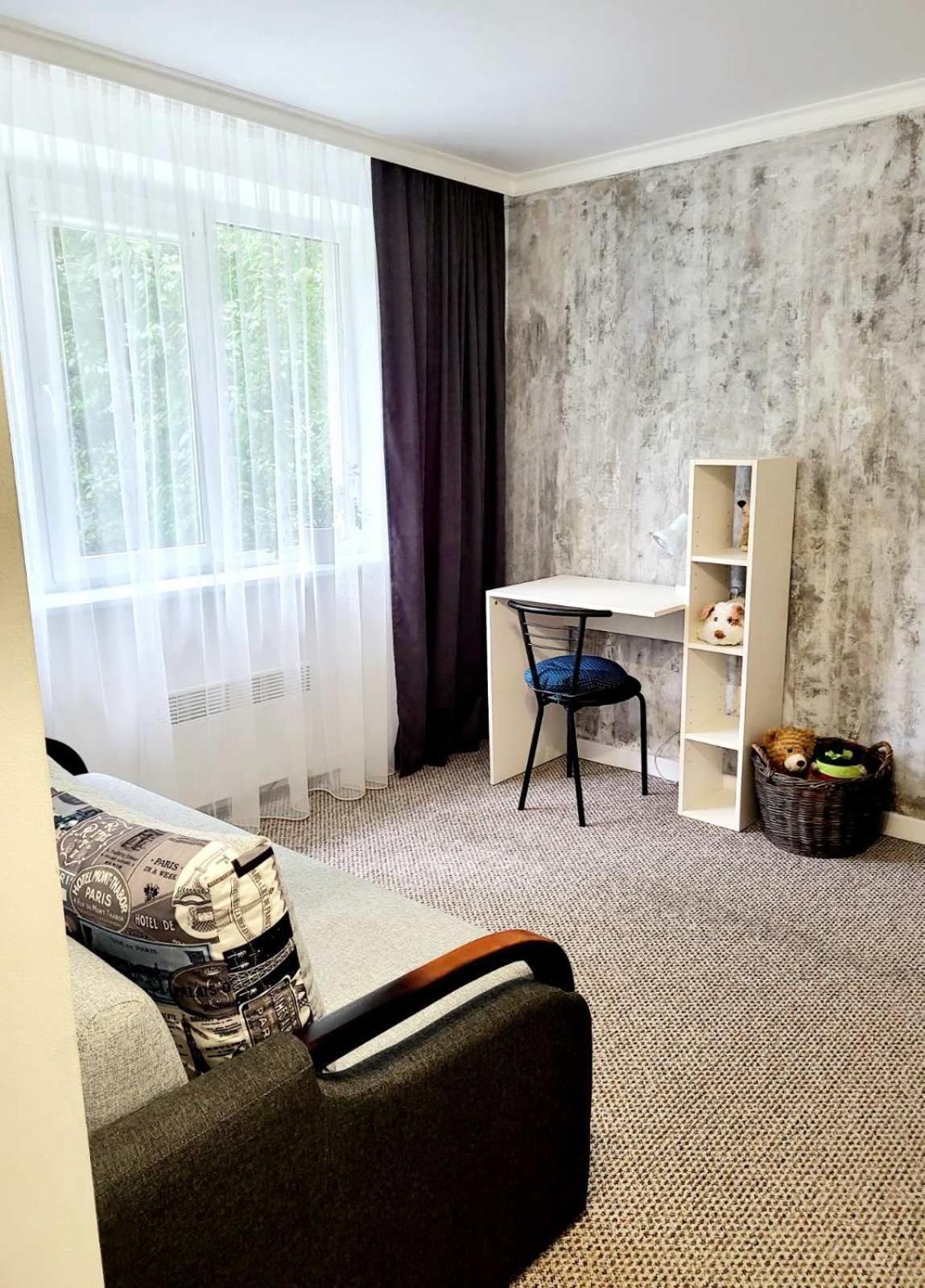 Новая Квартира Uzhhorod Luaran gambar